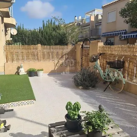 Agreable Bungalow Avec Piscine Appartement