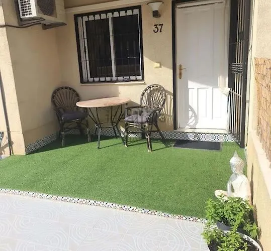 Appartement Agreable Bungalow Avec Piscine *